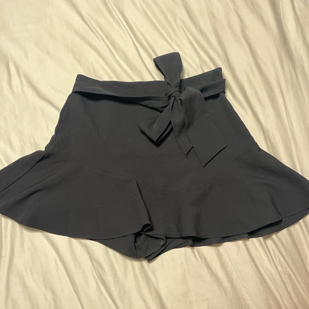 Zara Black Skort-Style Shorts with Flared Silhouette
